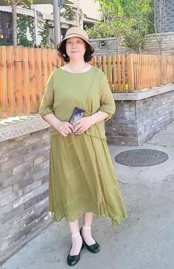 我为阿吉泰写诗《青春在阿吉泰绽放》（第8首）