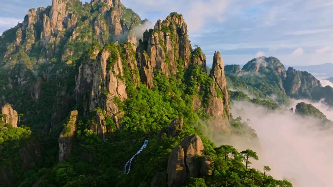 峰峦（外一首）/李发模